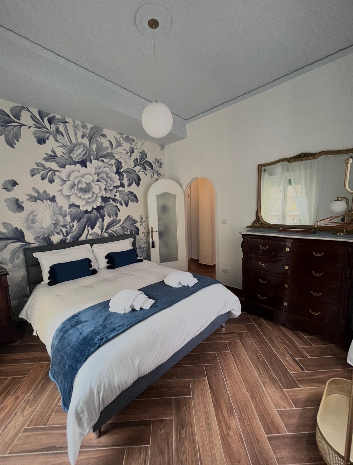 Casa Vacanze Serapide 13 a Santa Lucia Napoli