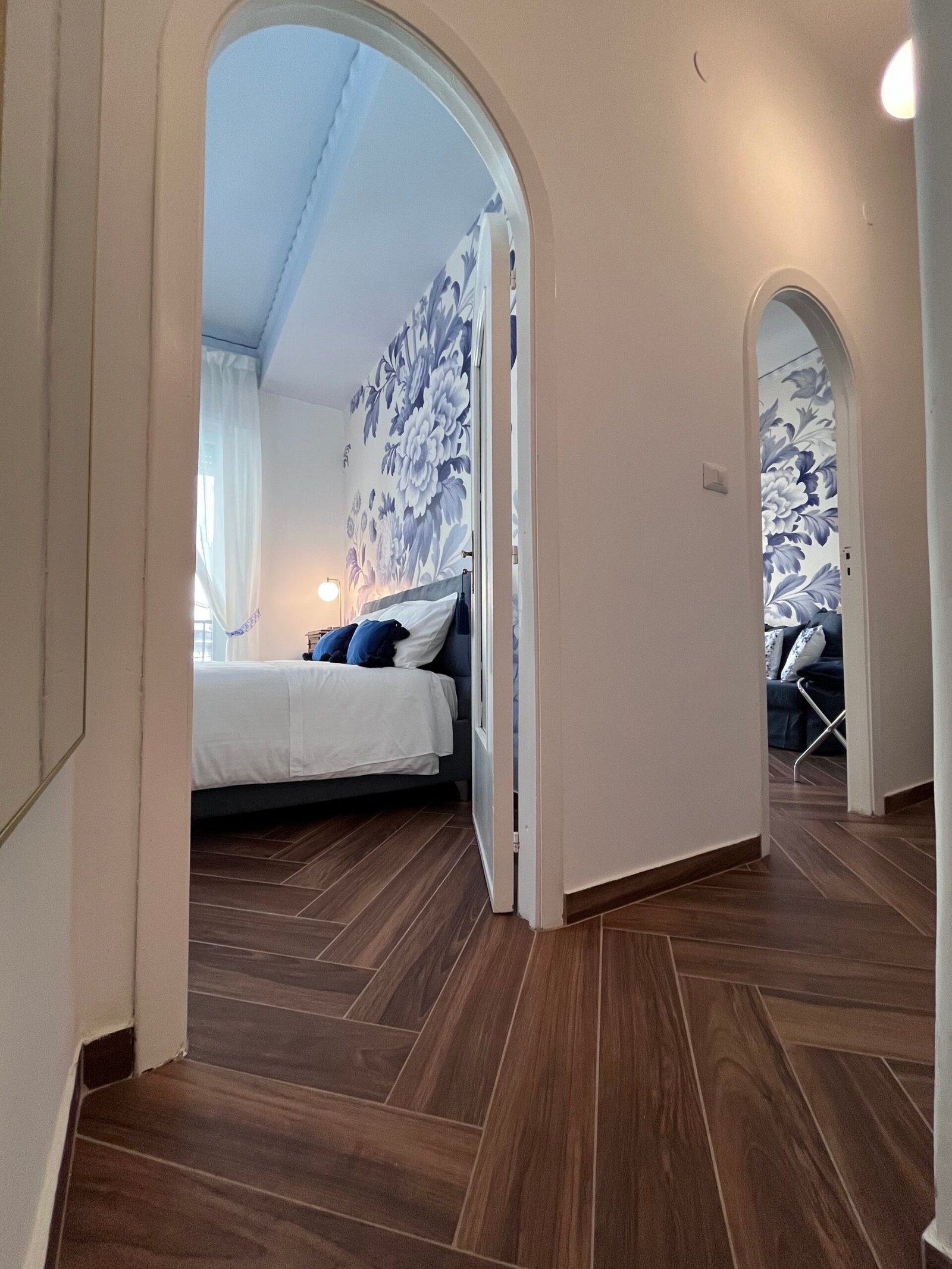 Casa Vacanze Napoli Serapide 13 a Santa Lucia Camere Corridoio