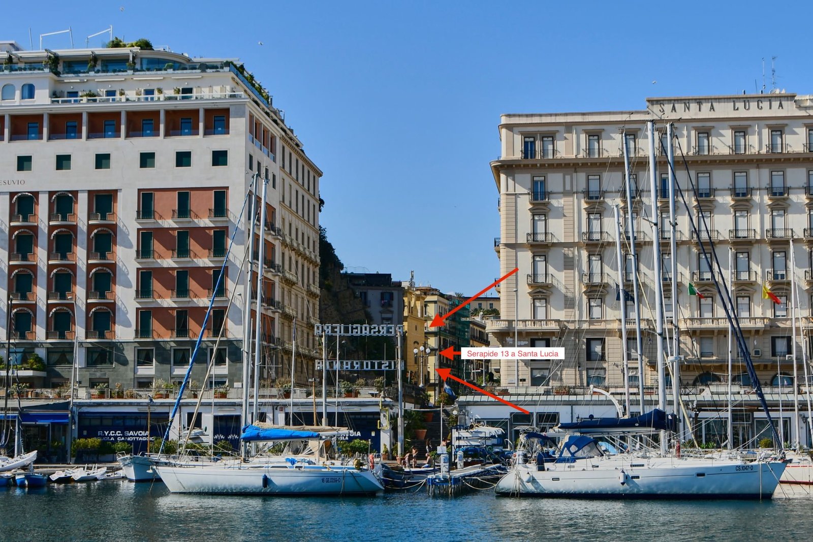 Casa Vacanze Serapide13 a Santa Lucia Napoli  vista dal mare